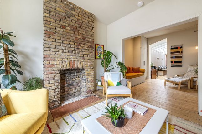 64, Adley Street, London photo 3