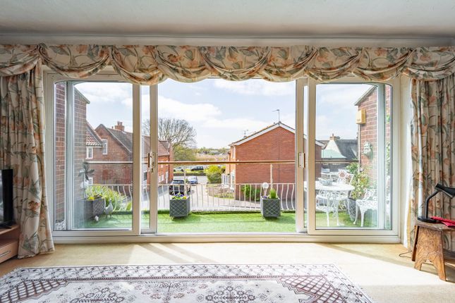7 Staithe Close, Norwich photo 4