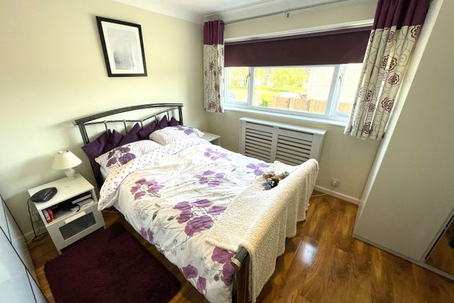 83, Lower Shelton Road, Bedford photo 4