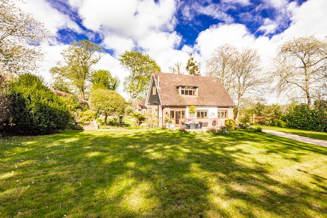 Detached house for sale in Cramond, Streatley On Thames