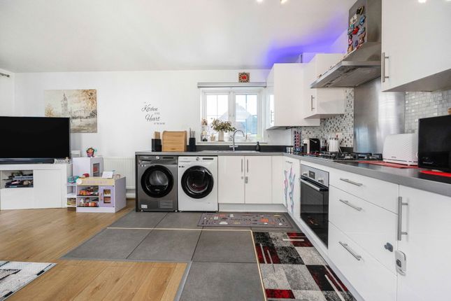 25, Cotton Lane, Dartford photo 4