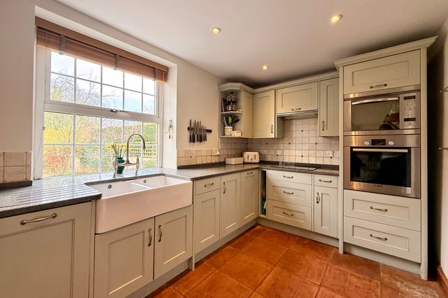 2, Bonhill Terrace, Bishop Sutton photo 2