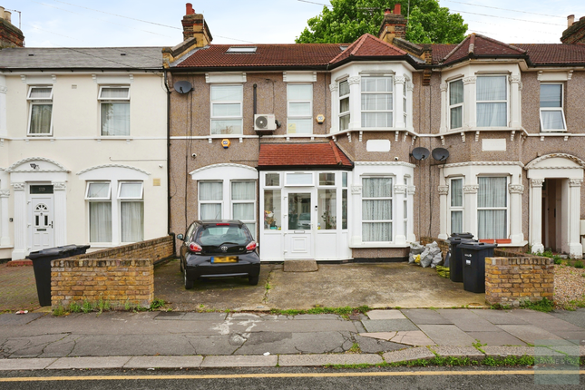 Thumbnail Terraced house for sale in Balfour Road, Ilford