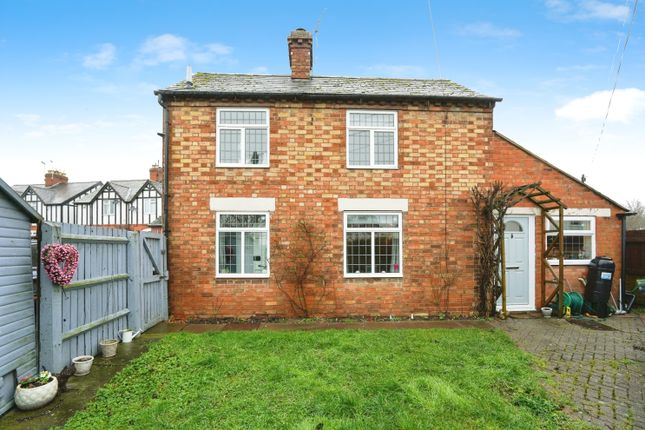 Detached house for sale in School Road, Evesham, Worcestershire