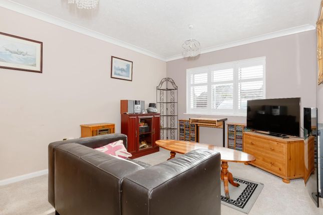 Flat 1 Amberley Court, 27, Freshbrook Road, Lancing photo 3