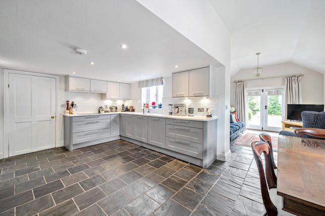 Barleycove Cottage, 110, Berrow Green Road, Worcester photo 3