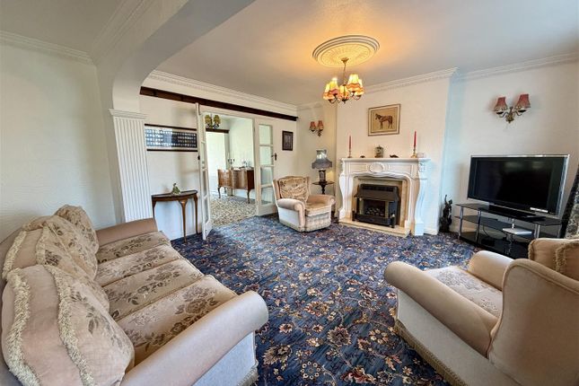 9, Green Lane, Leeds photo 3