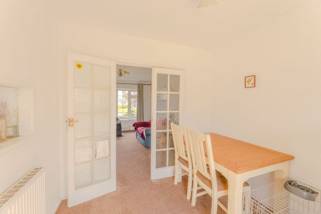 19 Willow Way, Kidlington photo 4