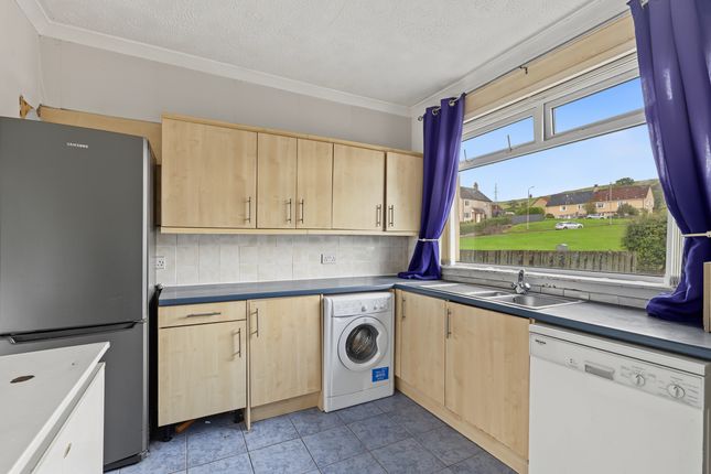 78 Balmalloch Road, Kilsyth, Glasgow photo 3