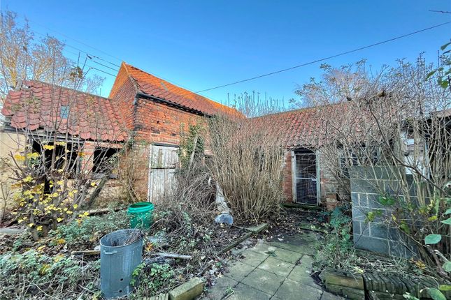 Semi-detached house for sale in Fen Lane, Balderton, Newark, Nottinghamshire