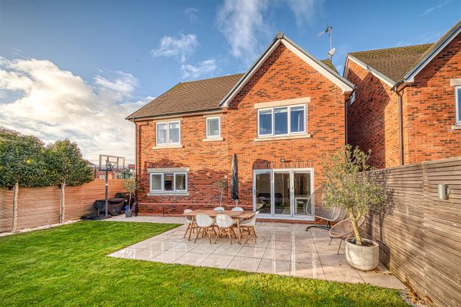 1, Lord Scarsdale Court, Belper photo 4