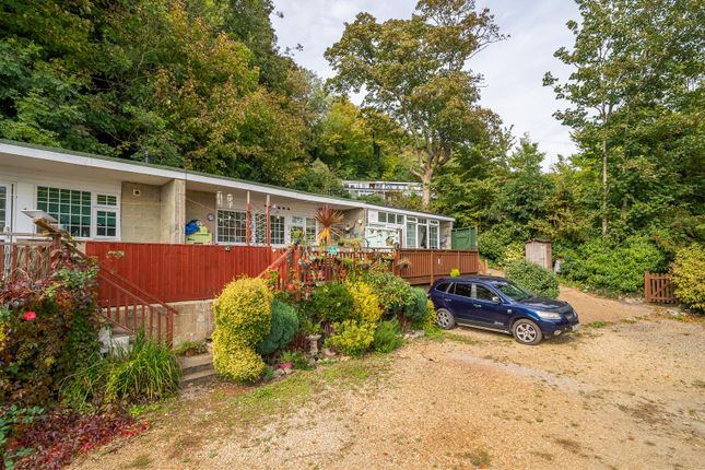 4 The Ravens, Ocean View Road, Ventnor photo 2
