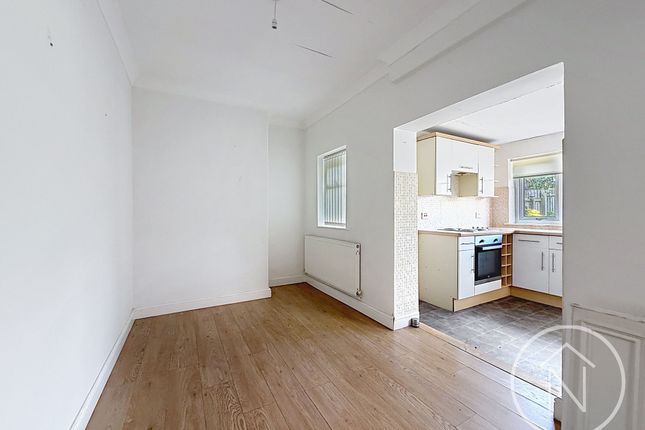 19 Queens Drive, Billingham photo 4