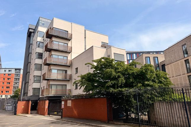 Apt 15, Devell House, Manchester photo 4