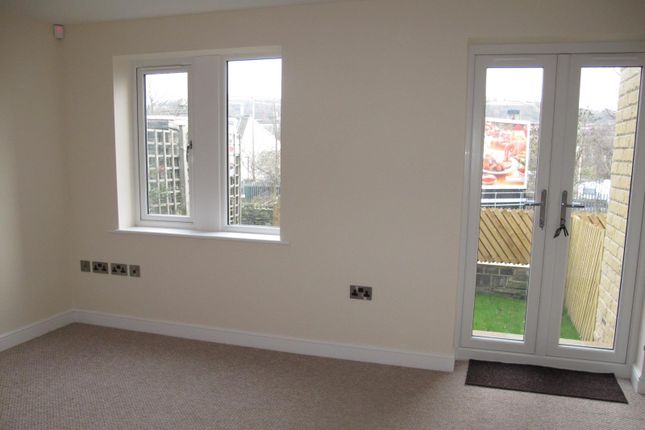 Old Glenaire Court, Shipley photo 3