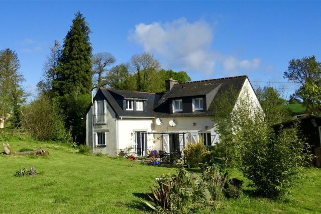 Thumbnail Detached house for sale in 29530 Landeleau, Finistère, Brittany, France