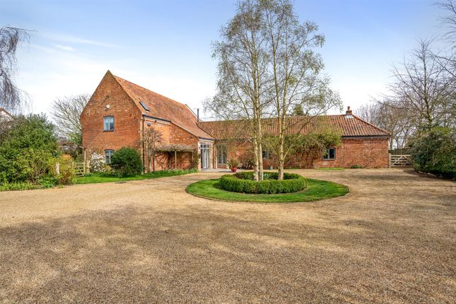 Thumbnail Barn conversion for sale in Cawston, Norwich