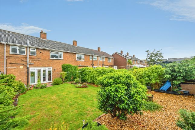 8, Woodlands Way, Rugeley photo 2