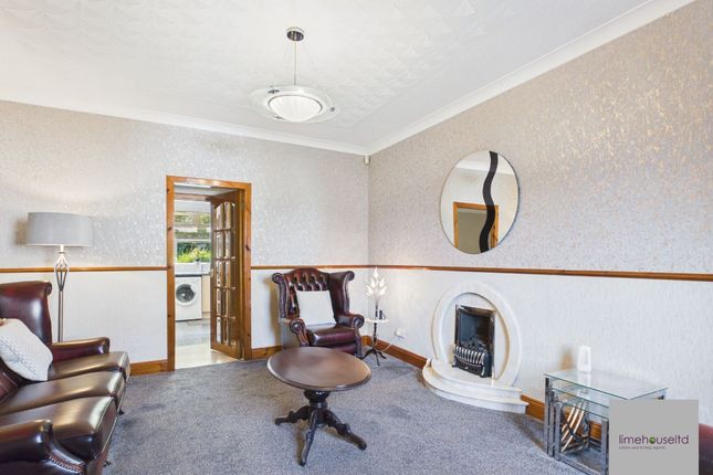 1 Beechwood Crescent, Lanark photo 4