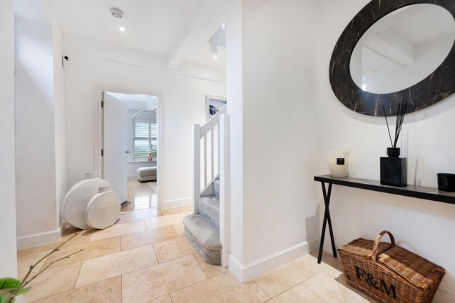 4 Wheatsheaf House, Broadhead Road, Crowthorn photo 3