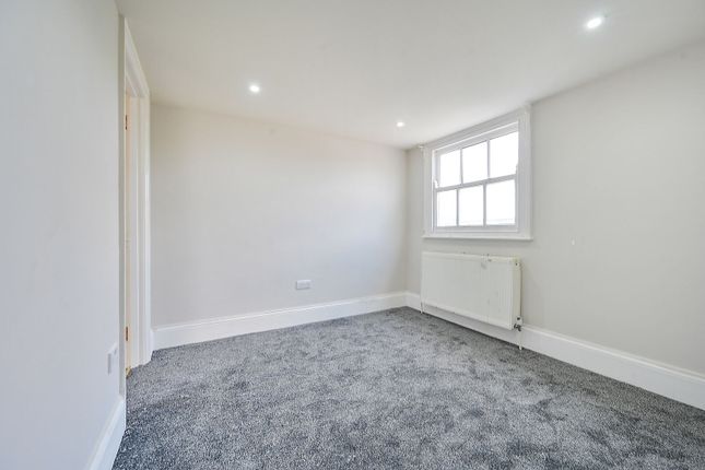 Merton Road, Earlsfield photo 3