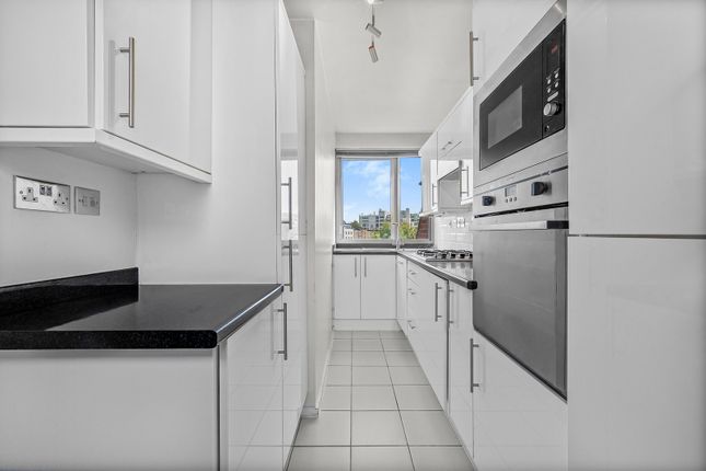 Flat 40, Silsoe House, 50, Park Village East, London photo 4