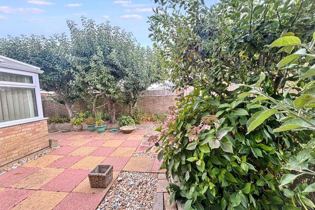 30, Tolkien Road, Eastbourne photo 4