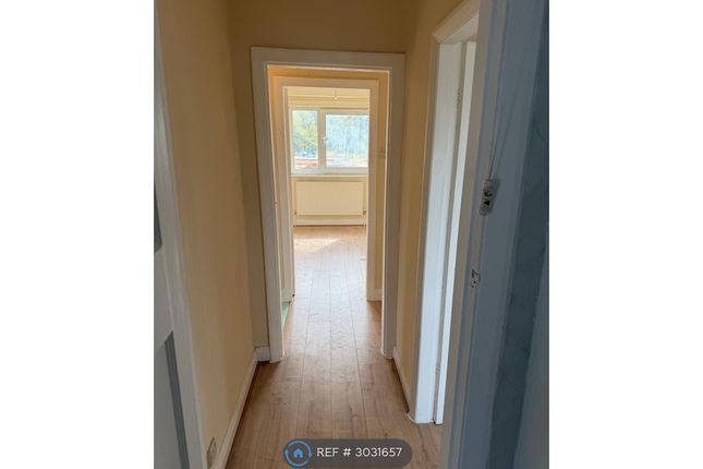 Leamington Drive, Sutton-In-Ashfield photo 4
