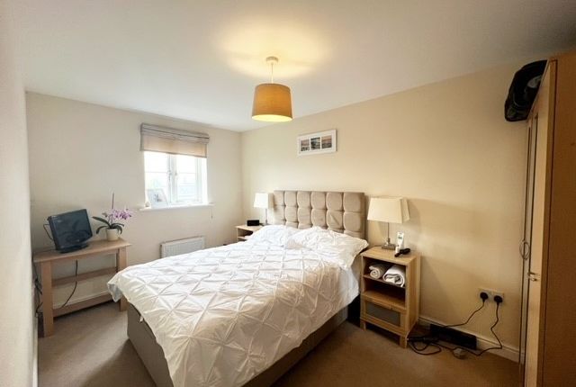 7, Cirencester photo 5