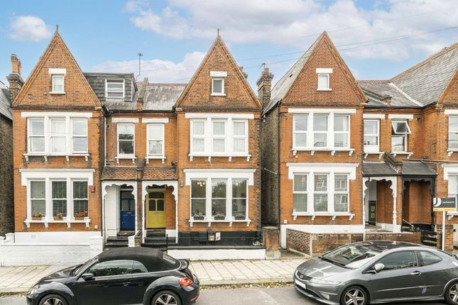 Thumbnail Flat for sale in Valley Road, London