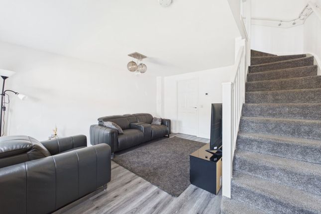 71, Brocken Brigg Road, Gilmerton photo 2