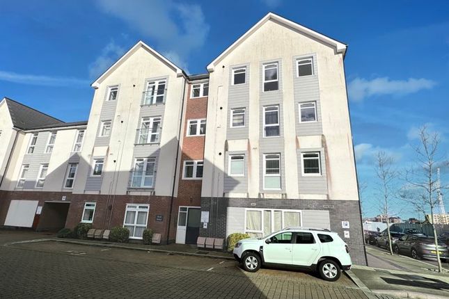 Flat for sale in Stabler Way, Hamworthy, Poole