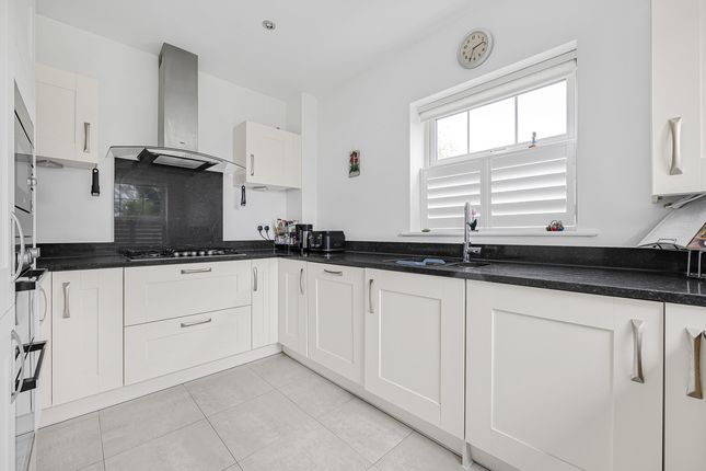 Semi-detached house for sale in Barbican Close, Wallingford