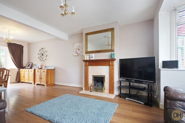 157, Maylands Drive, Sidcup photo 4