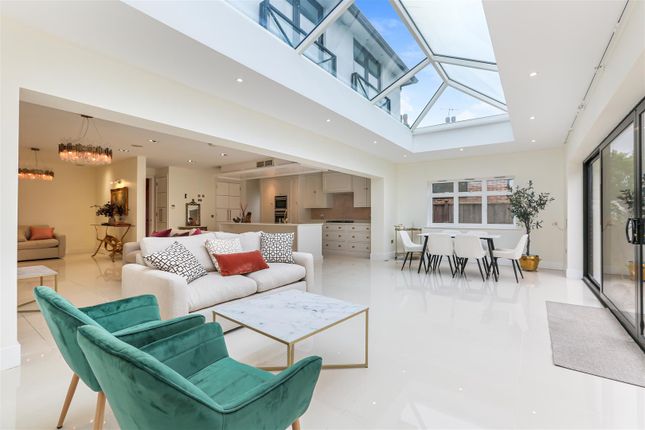 Thumbnail Detached house to rent in Coombe Gardens, London