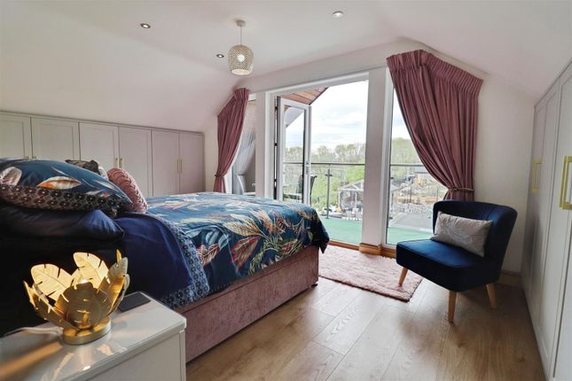 New Parc House, 125 Park Road, Newcastle photo 4
