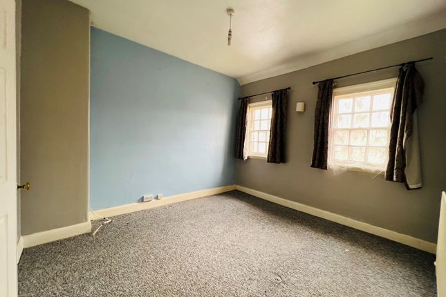 10, Mayland Road, Birmingham photo 4