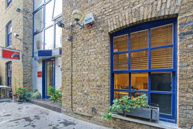 Thumbnail Office for sale in 2 Hat &amp; Mitre Court, Farringdon, London