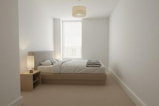 Flat 4, 23-24, Market Place, Chippenham photo 2