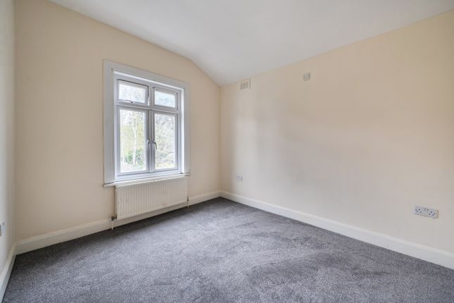 1B,, Maitland Road, London photo 4