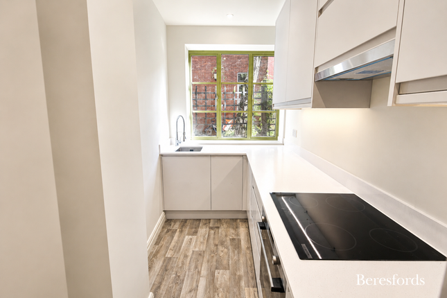 Flat 2, 25, Trinity Street, Colchester photo 4