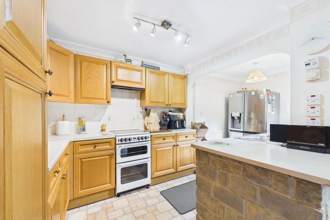 14, Orchard Close, Mitcheldean photo 4