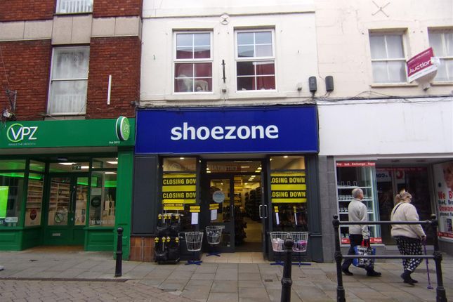 Retail premises to let in Bridge Street, Evesham