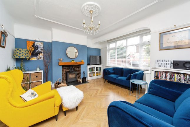 10, Lynton Drive, Merseyside photo 4