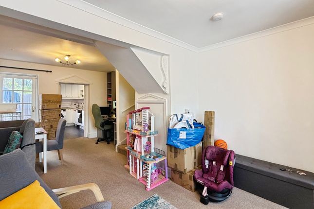 9, Prospect Square, Westbury photo 2