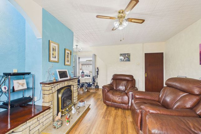 7 Kinniside Avenue, Whitehaven photo 4