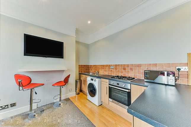 Flat for sale in Cleaver Street, London