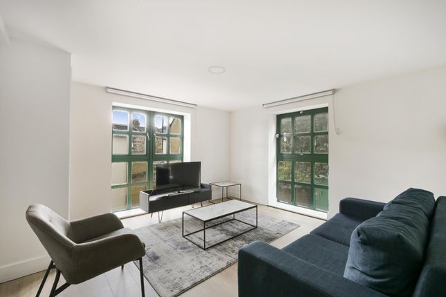Flat 7 Concordia Wharf 21, Cold Harbour, London photo 3