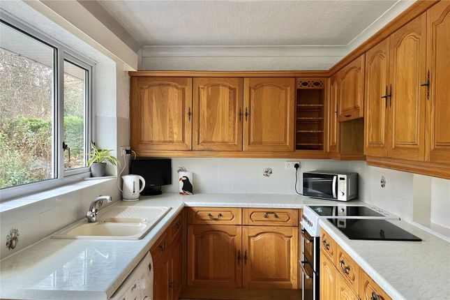11, Woolbrook Rise, Devon photo 3