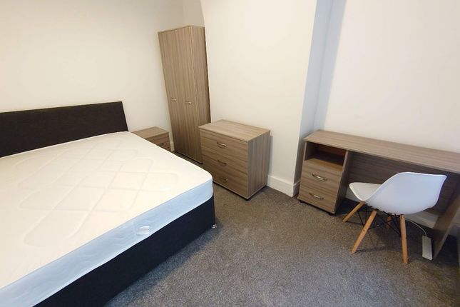41 Empress Road, Liverpool photo 3